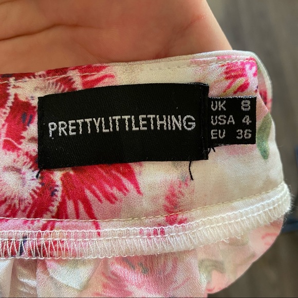 Floral silk style skirt - Picture 2 of 2